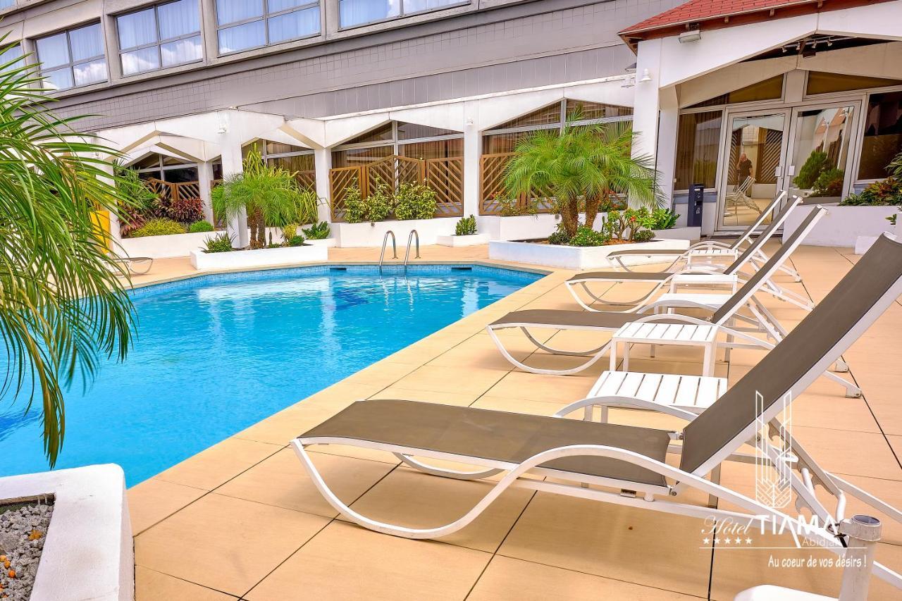 Hotel Tiama Abidjan Esterno foto