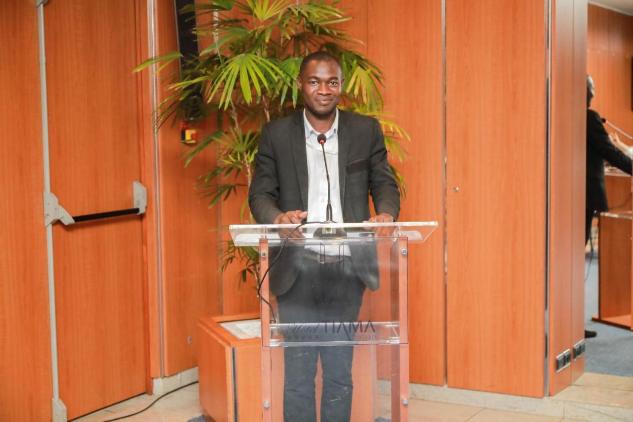 Hotel Tiama Abidjan Esterno foto